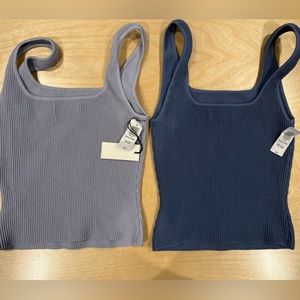 Aritzia sculpt knit tops